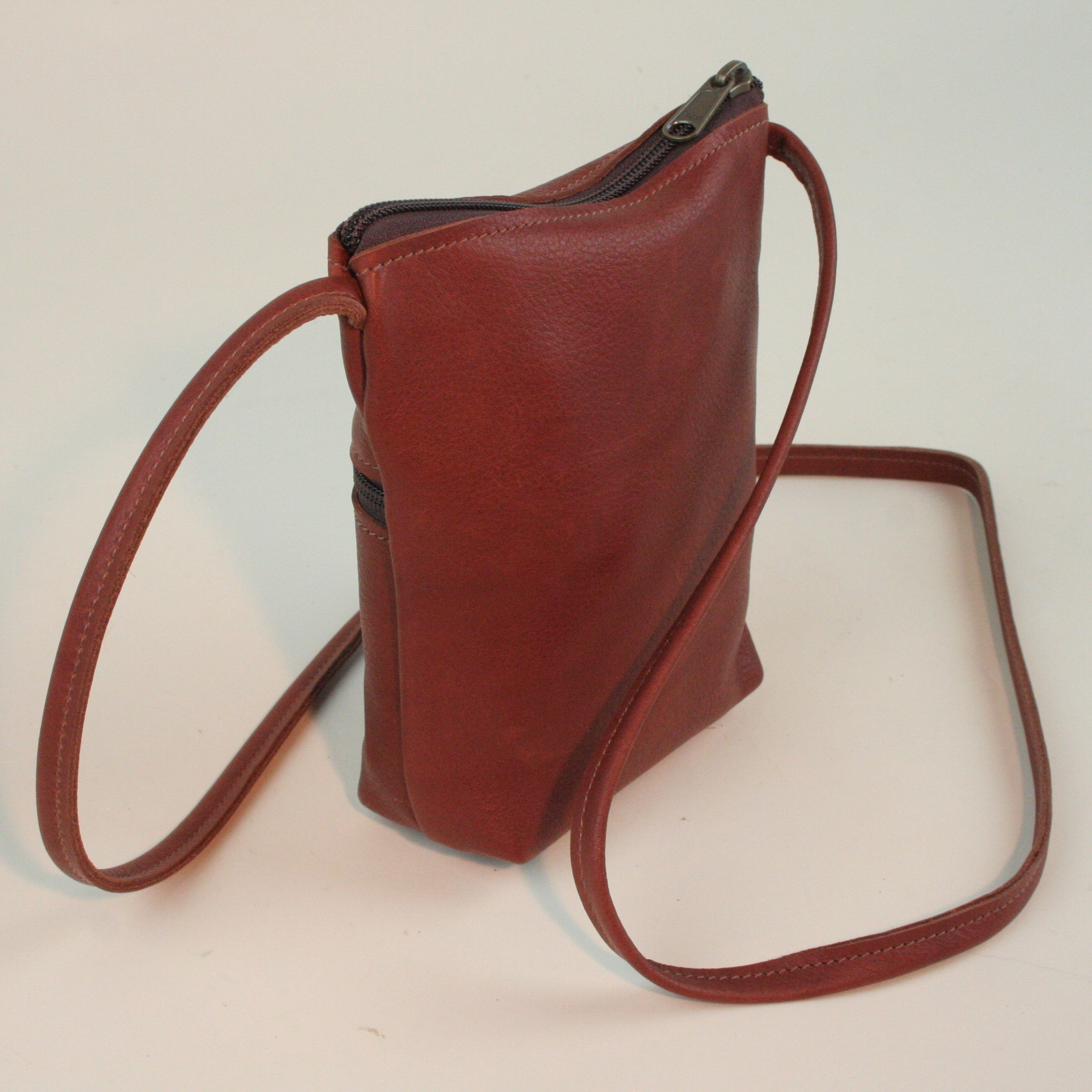 バッグ BOUTIQUE SMALL LEATHER BAG Buy the Cooper Leather Crossbody | Slim Profile | Latico